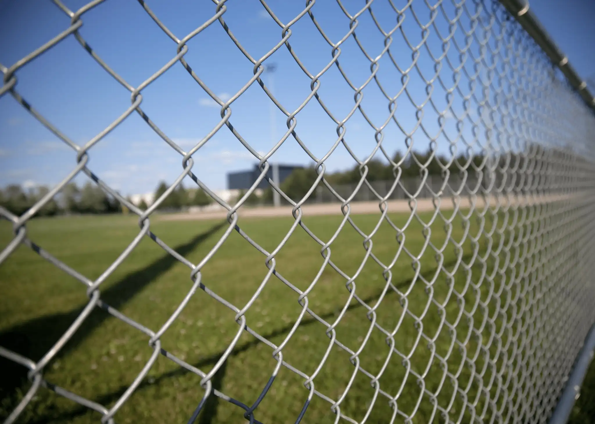 commercial chainlink fence in Saudi